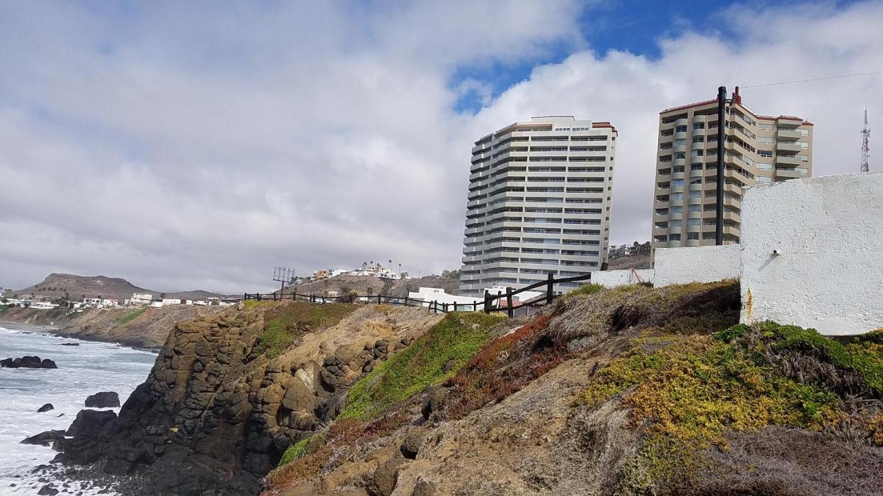 Beachfront Calafia Condos Rosarito Bagian luar foto